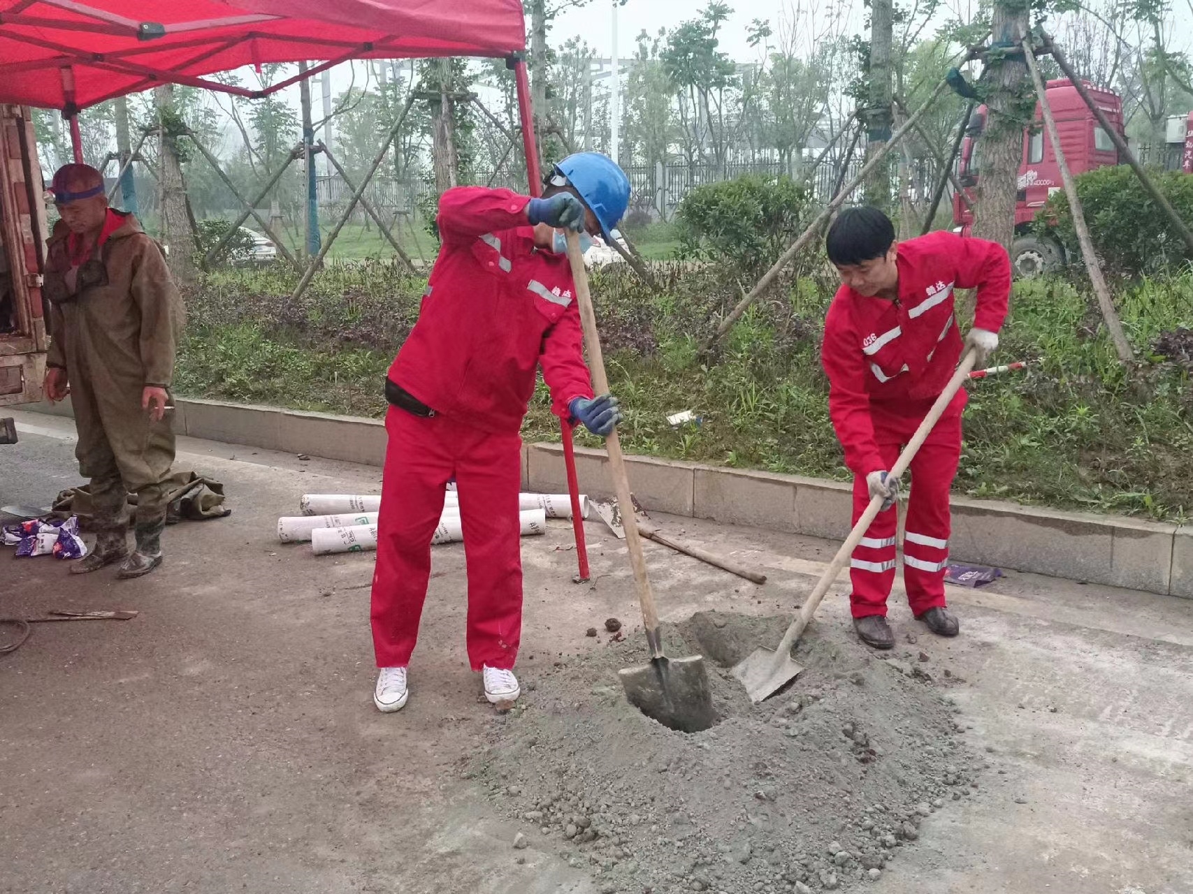 旺苍管道疏通哪家好】及时进行市政管道清淤